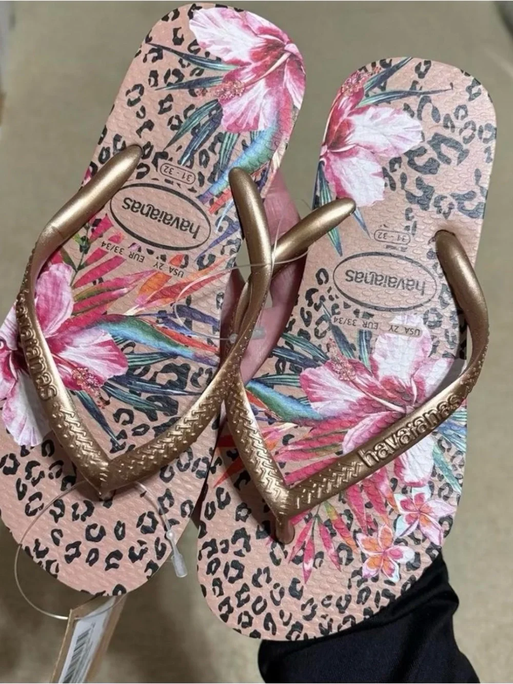 Size 2Y - Havaianas Pink Floral Leopard Crocus Rose Flip Flops with Gold Straps